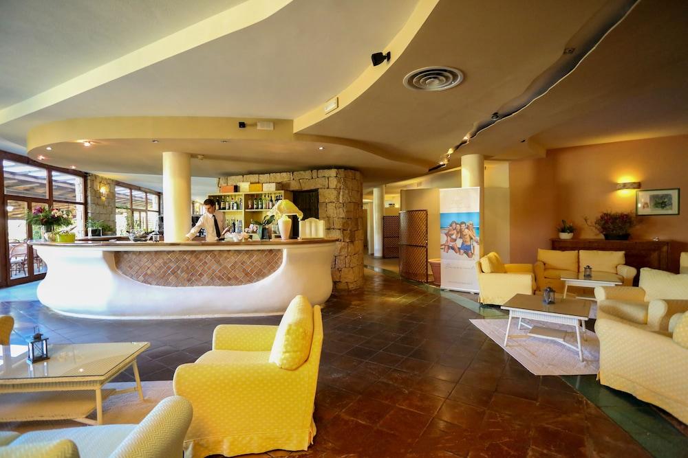 Sporting Hotel Tanca Manna Cannigione Exterior foto